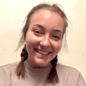 Meet your Posher, Christina